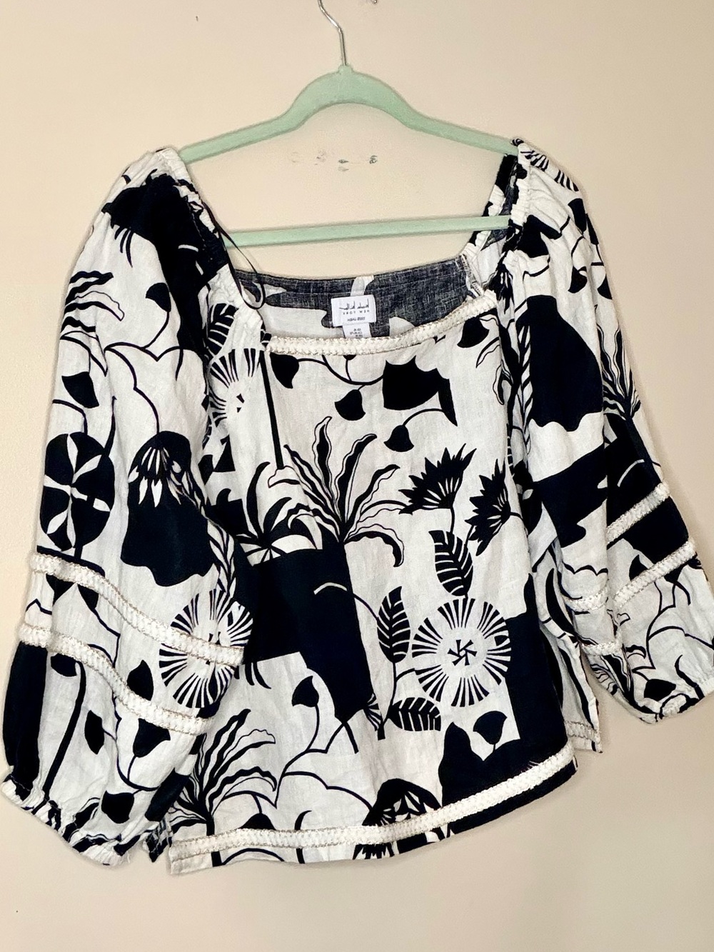 Nicole Miller Black and White Floral Boho Peasant Blouse